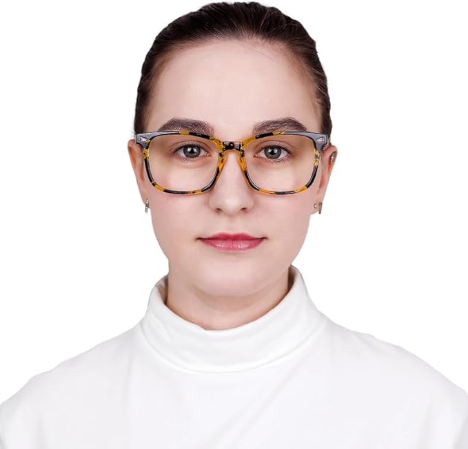 YEIN Bifocal Reading Glasses with Blue Light Blocking Lenses, Bifocal Reader for Women and Men, Vintage Square frame with Spring Hinge (+0.50/+2.25 magnification)