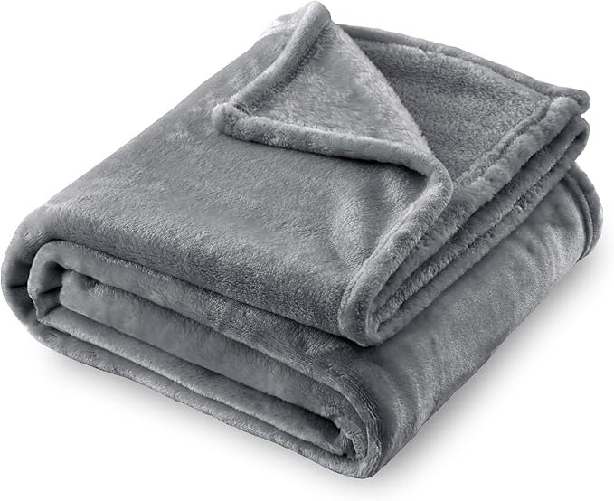 SOCHOW Flannel Fleece Blanket King Size, All Season Lightweight Super Soft Cozy Blanket for Bed or Couch, Grey(90inch X108'')